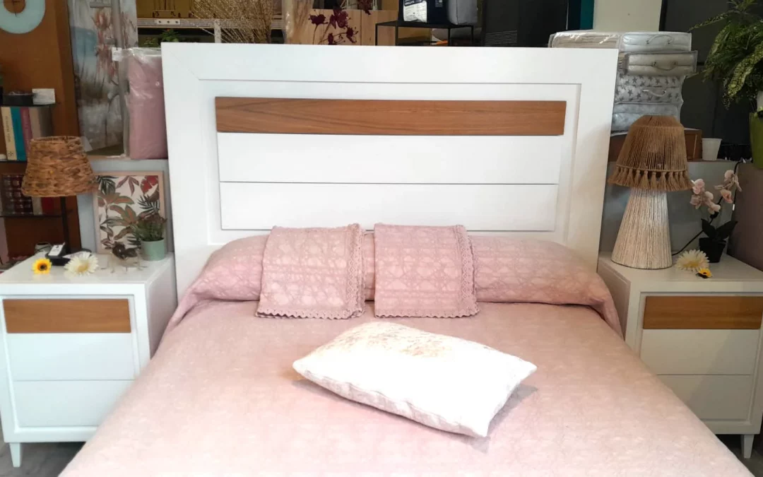 Dormitorio lacado pura elegancia. 1175€.